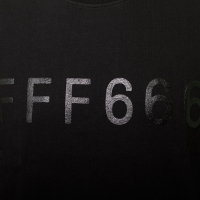 Intruz - FFF666 T-Shirt - Czarny